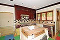Kitchen2.jpg