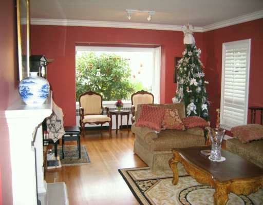 LivingRoom.jpg