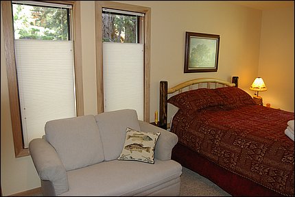 bed1b.JPG