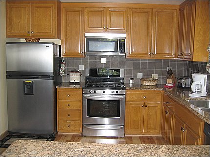 kitchen2.jpg kitchen2.jpg